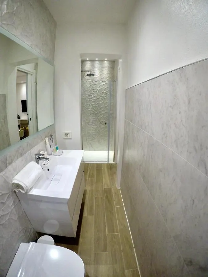 Nr8 - Santa Croce Apartment Florence